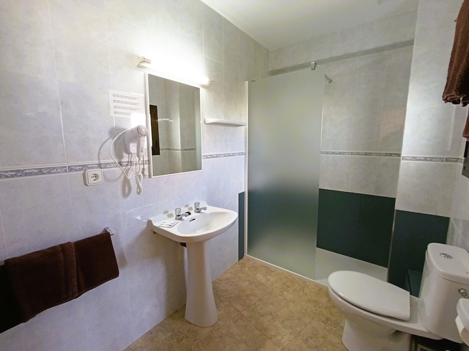 Bathroom 5, Residencia Horizonte, Baleares