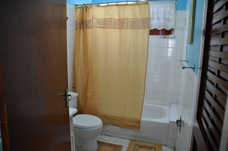 Bathroom 5, New Kingston Guest Apartment Vii