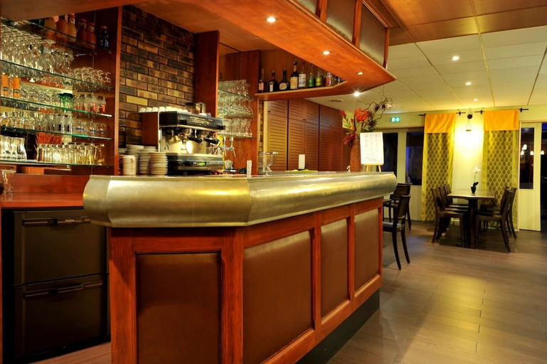 Food & Drinks 4, KYRIAD ANNECY SUD - CRAN GEVRIER, Haute-Savoie