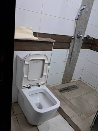 Bathroom 2, Rockview Hotel Festac, Amuwo Odofin