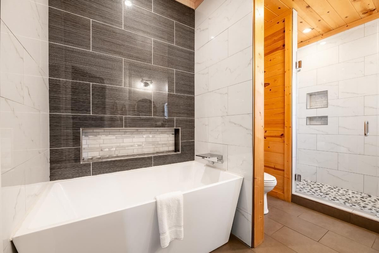Bathroom 3, Fancy Views, Sevier