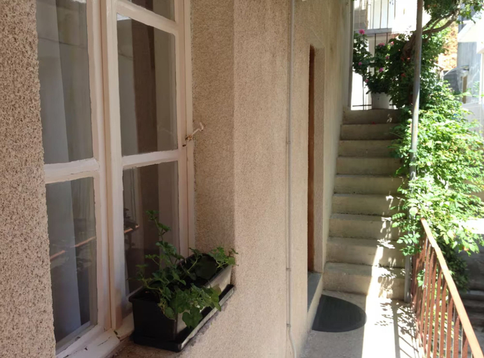 Staircase 5, Olive Grove Apartment, Podgora