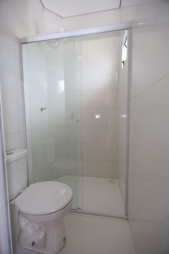Bathroom 3, Jardim do Mar Chalés, Ubatuba
