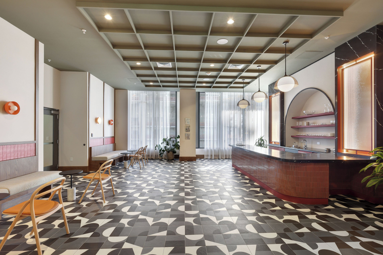 Interior 2, AEA - 11 NE 6th St Downtown Miami, Miami-Dade