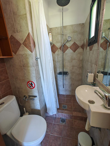 Bathroom 2, Psi·Theros, Central Macedonia