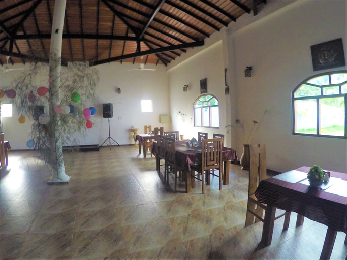 Food & Drinks 4, Dhammika Magic Palace, Kalutara
