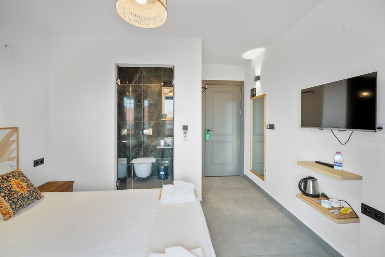 Bedroom 4, The Green Goose Hotel, Datça