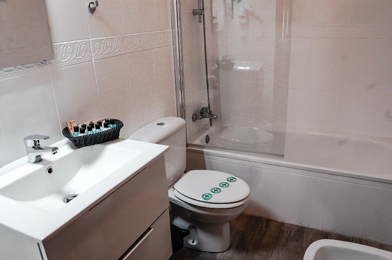 Bathroom 5, Nest Style Granada, Granada