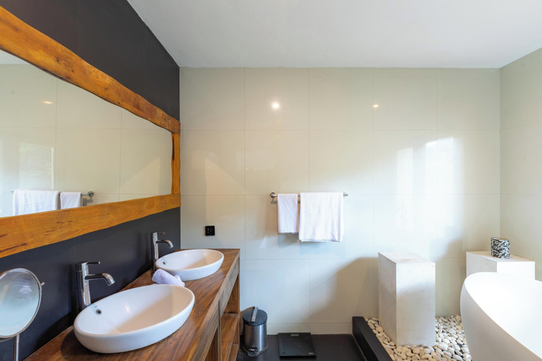 Bathroom 5, Sanga Villa by Betterplace, Badung