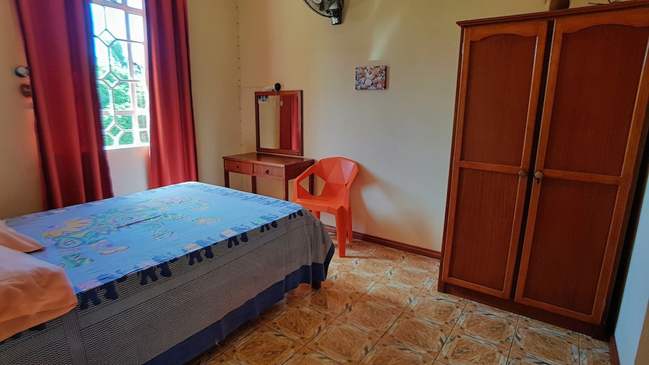 Bedroom 2, Allamanda Studios And Apartments