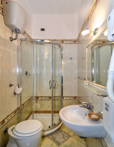 Bathroom 4, Hotel Roseto, Pisa