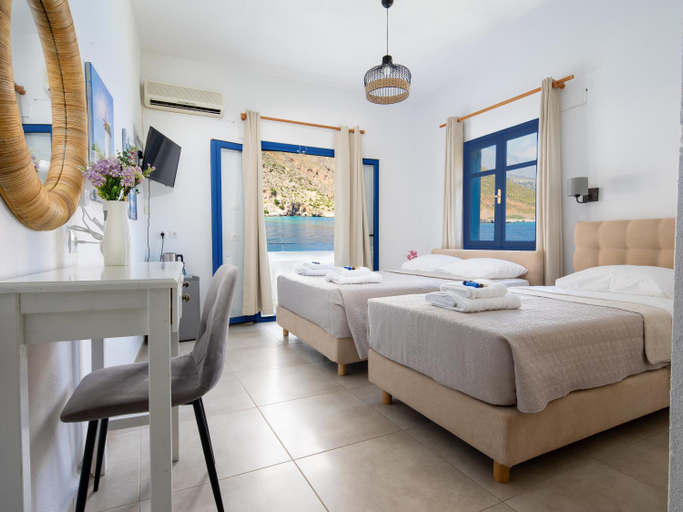 Bedroom, Sifis, Crete