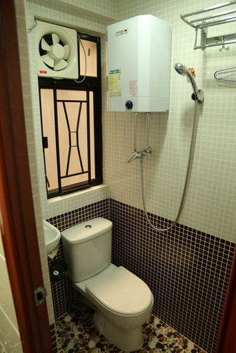 Bathroom 5, Narli Guest House, Kowloon