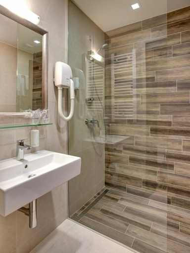 Bathroom 5, Hotel Zavičaj, Belgrade