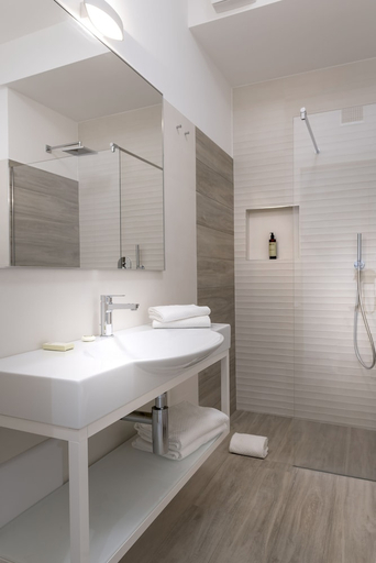 Bathroom 5, Youmami Lifestyle Suite Hotel, Teramo