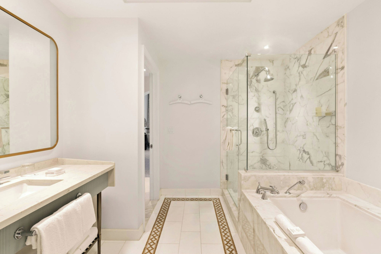 Bathroom 5, JW Marriott Turnberry Resort & Spa, Miami-Dade