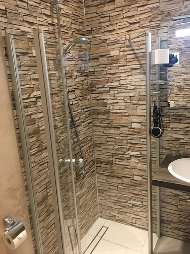 Bathroom 3, Hotel Am Stadtpark, Emsland