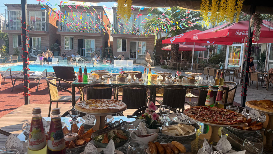 Food & Drinks 2, Palmora Family Hotel, Batumi