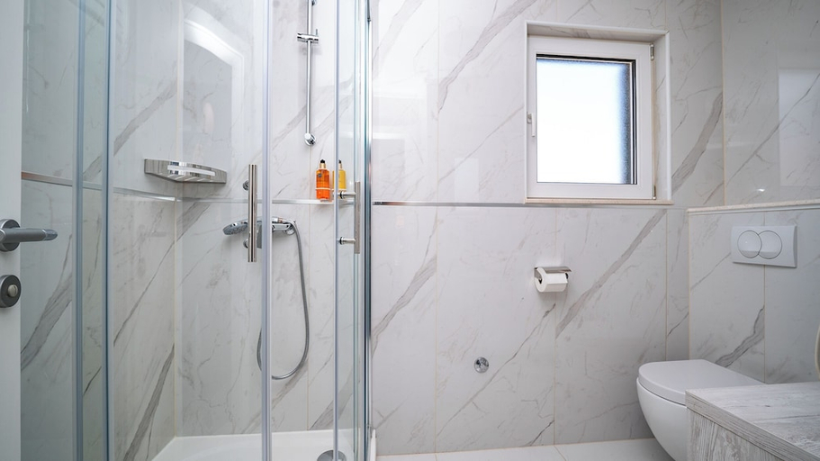 Bathroom 5, Villa Rustica Dalmatia, Seget