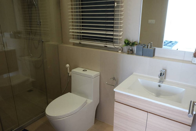 Bathroom, Baan Thew Talay Blue Sapphire, Cha-Am