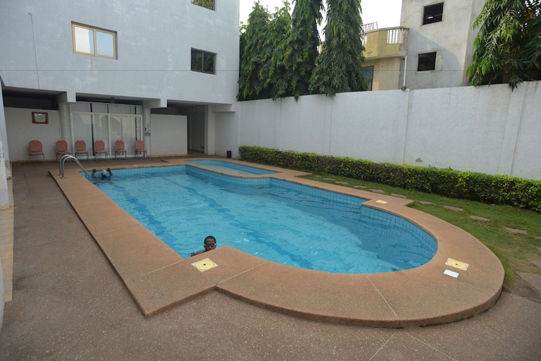 Sport & Beauty 5, Jess Hotel, Golfe (incl Lomé)