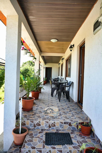 Others 2, Casa EBO, Limanu