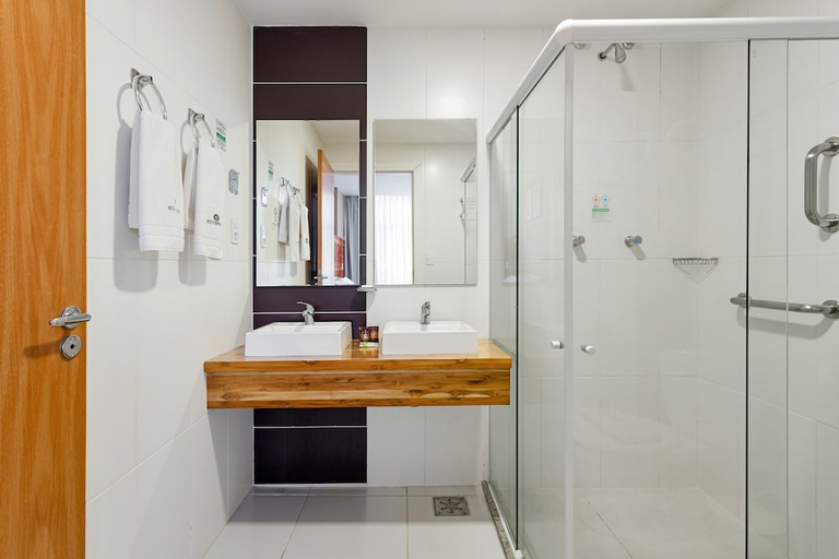 Bathroom 4, Hotel Petrópolis Inn, Petrópolis
