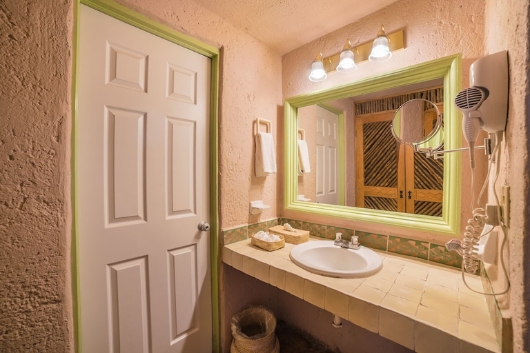 Bathroom, Hotel Mirador, Urique