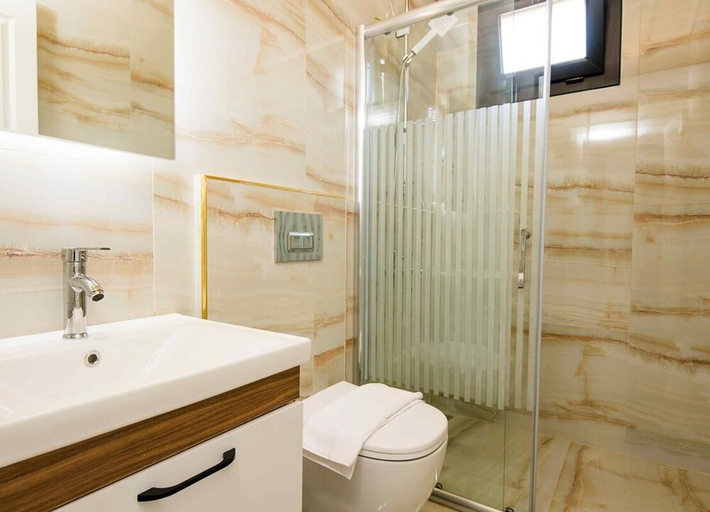 Bathroom 5, Doganin Ruhu Otel, Bungalow & Restaurant, Kaş
