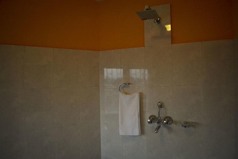 Bathroom 3, Bodhi Guest House, Bagmati