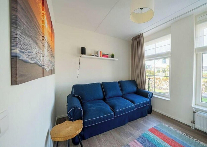 Living area 2, Holiday Home in Uitdam With Terrace, Waterland