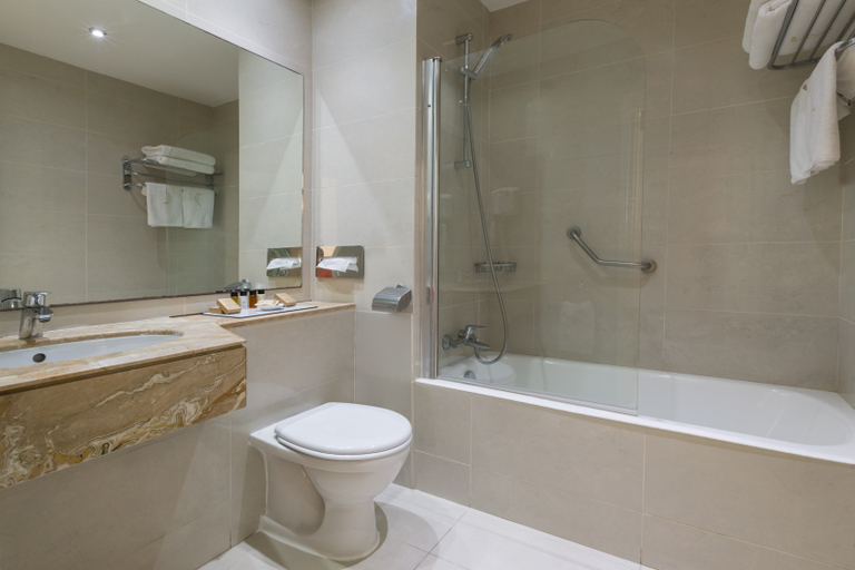 Bathroom 4, Golden Bay Beach Hotel, Larnaca