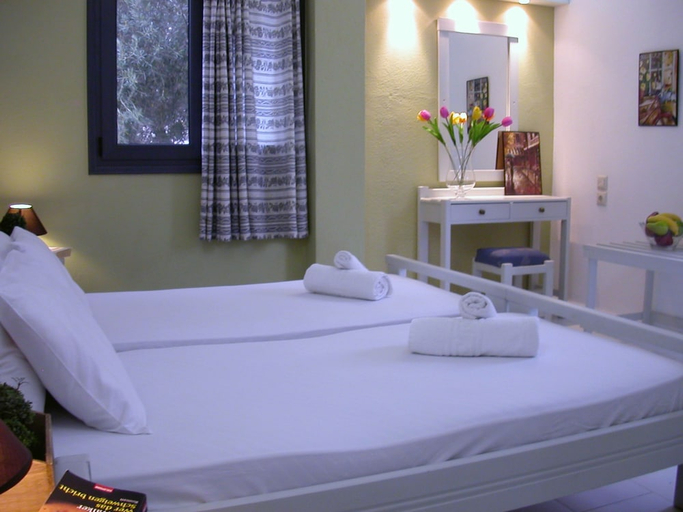 Bedroom 2, Terpsichori Villa & Apartments, Crete