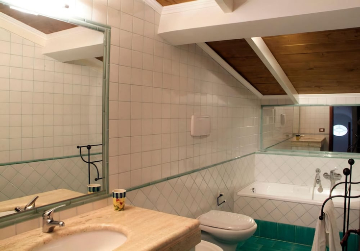Bathroom 4, Hotel Villa Rizzo Resort and Spa, Salerno