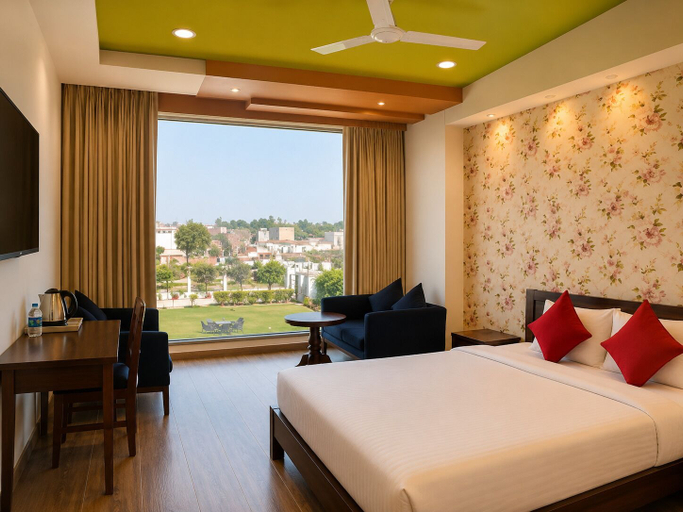Room 3, Hotel Vrindavan Sultanpur, Sultanpur