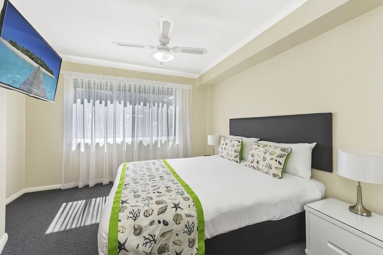 Bedroom 3, Flynns Beach Resort, Port Macquarie-Hastings - Pt A