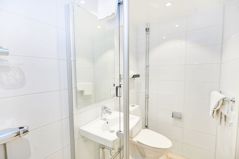 Bathroom 3, Hotel Mullsjo, Mullsjö