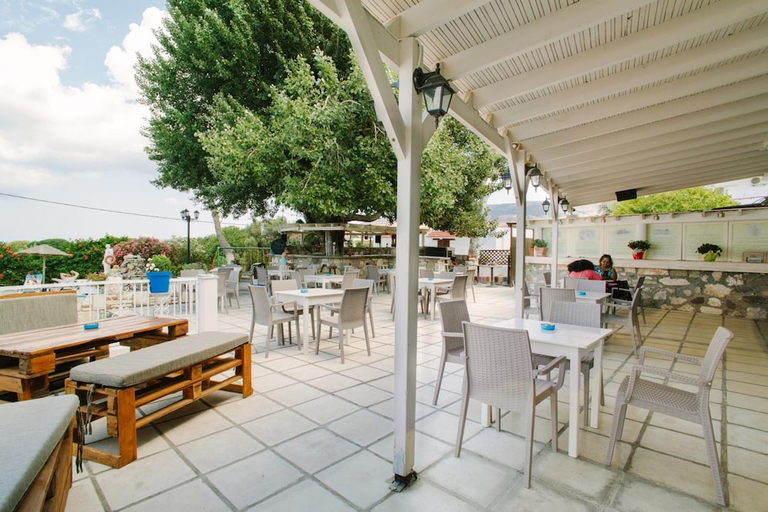 Food & Drinks 4, Ampavris Family Apartments, South Aegean