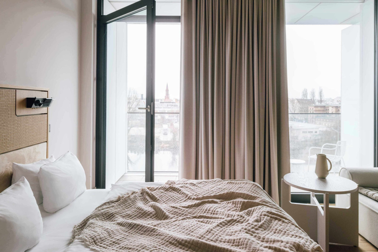 Bedroom 4, Locke at East Side Gallery, Berlin