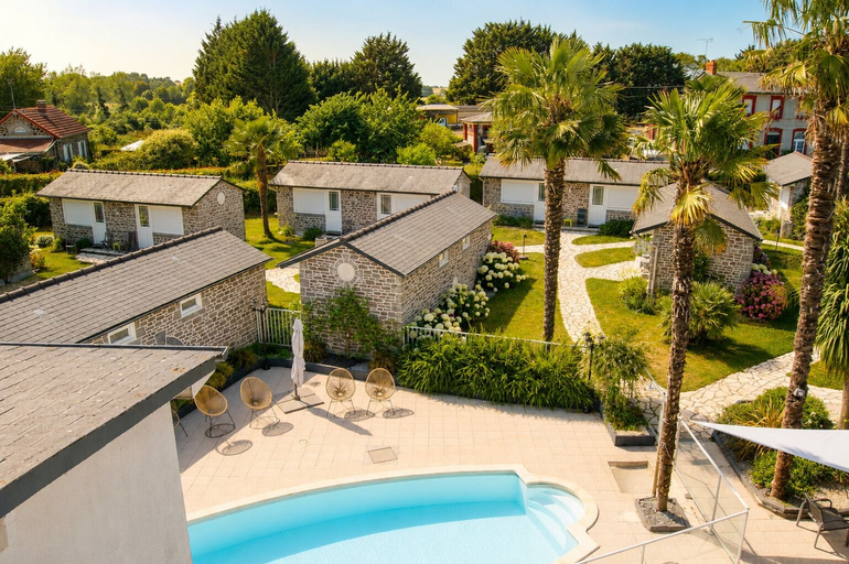 Exterior & Views 2, Hôtel Les 13 Assiettes, Manche