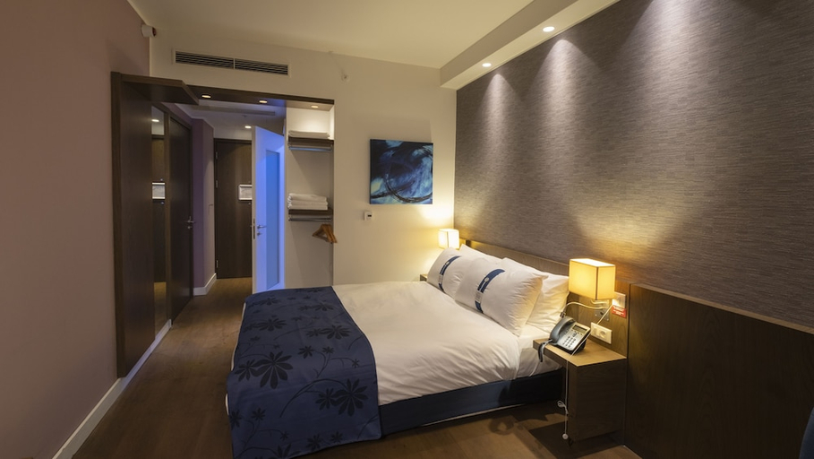 Bedroom 2, FEZ INN Hotel, Bayrampaşa