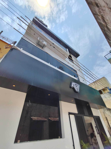 Exterior detail, AGV Stay, Tiruvannamalai