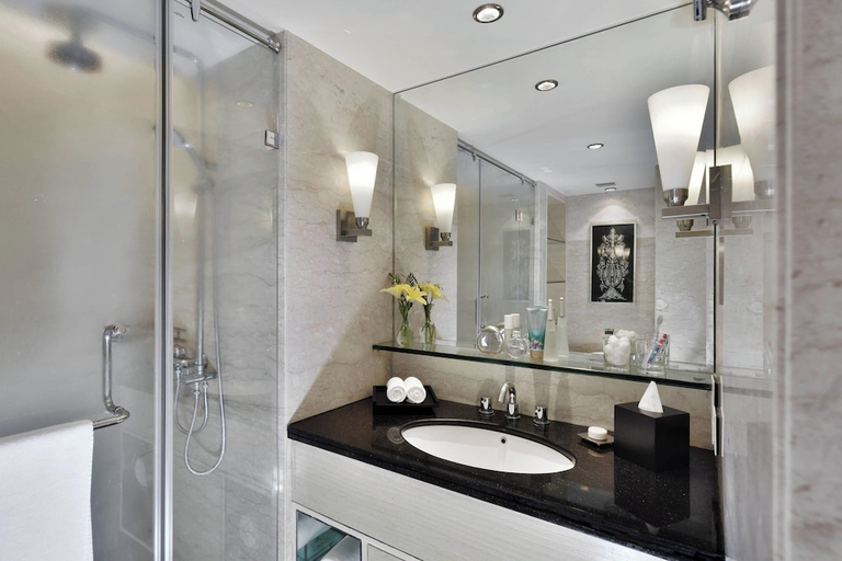 Bathroom 4, Lakeside Chalet - Mumbai, Marriott Executive Apartments, Mumbai Suburban