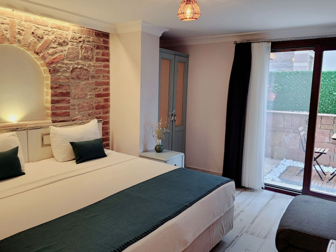 Bedroom 4, Cunda Rooms, Ayvalık