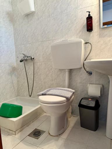 Bathroom 3, Villa Maria mola, Central Macedonia