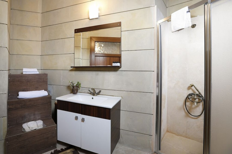Bathroom 4, Dilek Tepesi Cave Hotel, Ürgüp