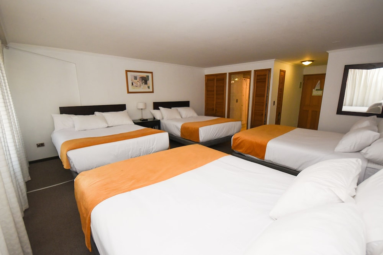 Bedroom 2, Tempo Nogales, Santiago