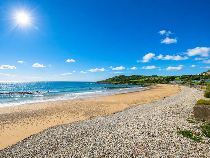 Beach 4, The Mews - 1 Bed Holiday Home - Langland, Swansea