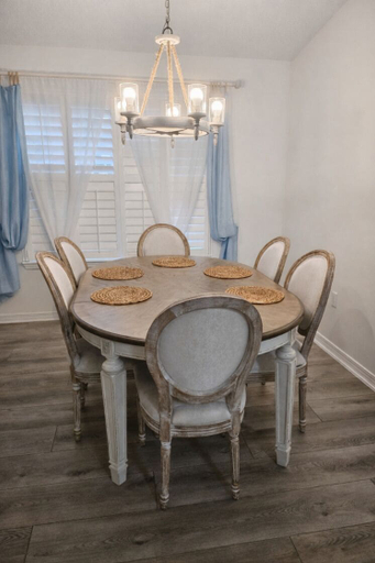 Dining 4, Saltwater Haven, Walton