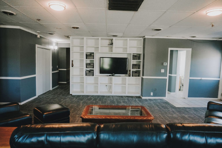 Others 5, Queen City Inn, Penobscot